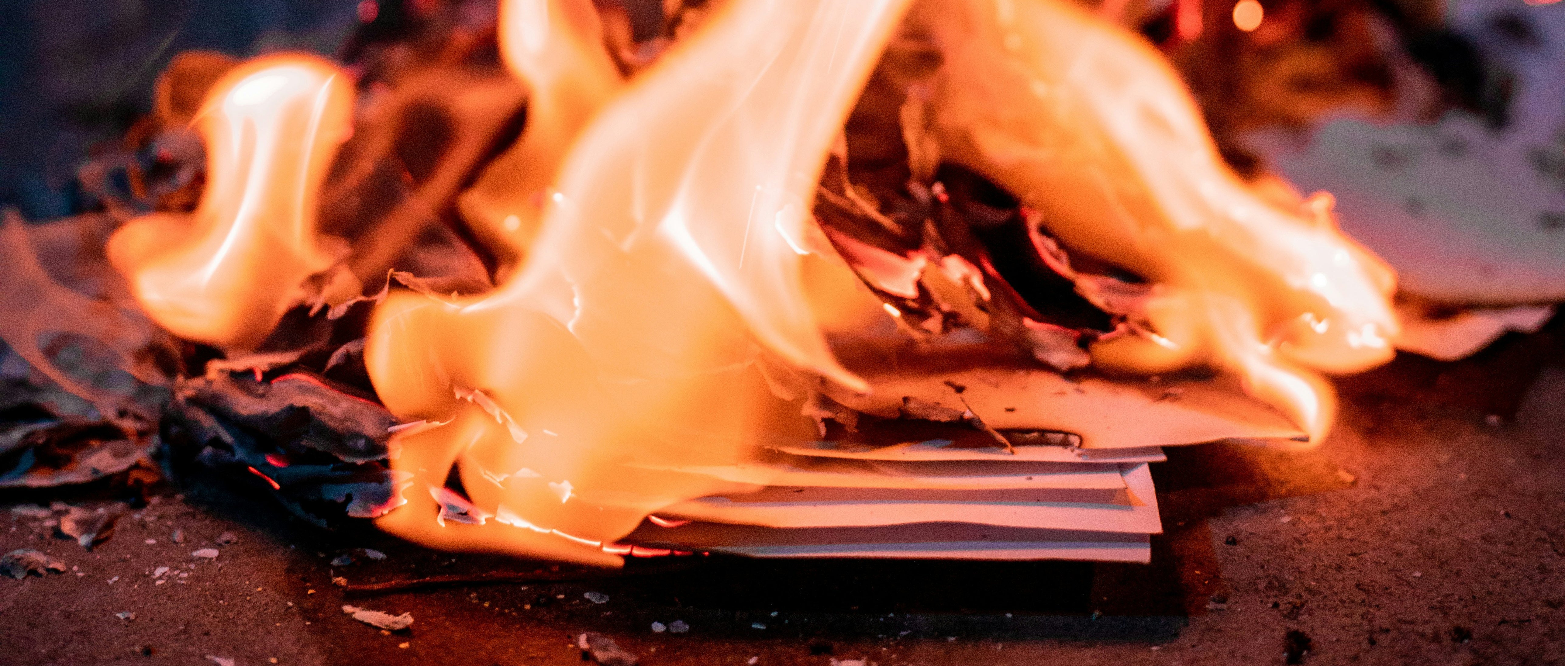 Are Documents Safe in a Fireproof Safe? – Rolowaysafe